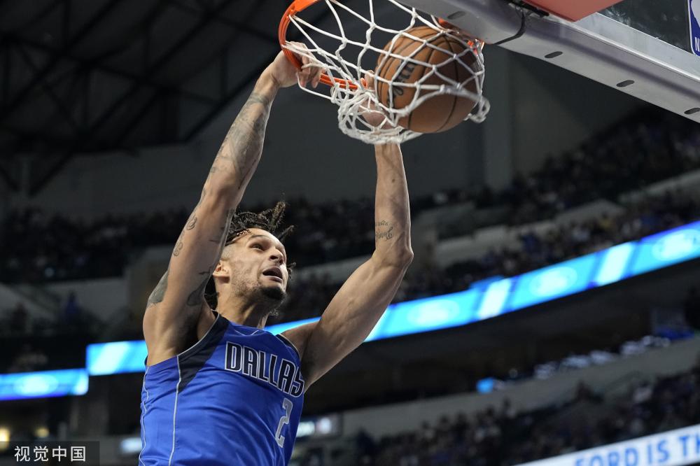 投身于三人 投身于三人